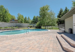 Ranch Condo 3538 - Newly Renovated in Elkhorn with Great Amenities