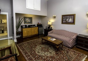 Rathbone Mansions - Two Queen Suite