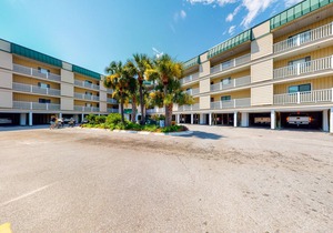 Recently renovated home with balcony, washer/dryer & outdoor pool access