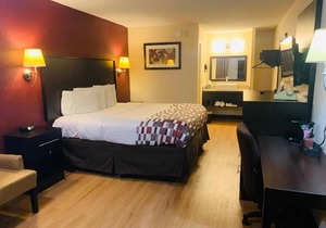 Red Roof Inn