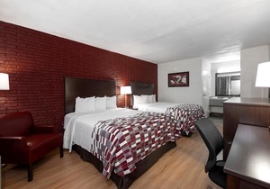 Red Roof Inn - West Point