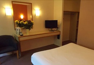 Redwings Lodge Baldock