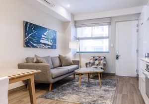 Regency 1 bedroom apartment Menlyn