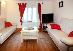 Reihenhäuser im Hafendorf Vieregge auf Rügen