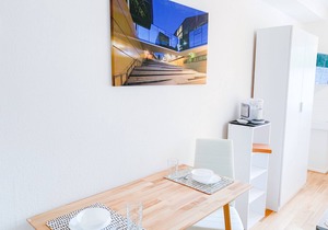 Relax Aachener Boardinghouse Premium 1 App 3