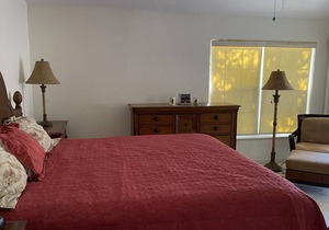 Relaxing Vanderbilt Lakes Condo
