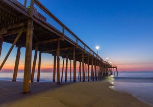 Remodeled Canvasback Condo 1/2 Block from the Beach w/ Free WiFi, Laundry & AC!