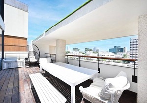 Renovated 3BR Penthouse Rothschild by HolyGuest