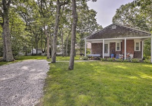 Renovated Cape Cod Home: Walk to Beach & Downtown!