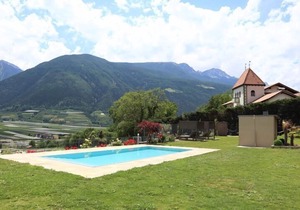 Residence Lahnhof, Laces