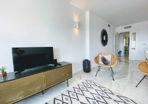 Ricardo Soriano 16 Apartment | EaW Homes