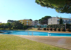 Riells Blau E202 - Two Bedroom Apartment, Sleeps 5