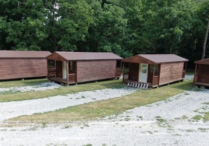 River Forge Cabin 76 - Cozy and Rustic 1 Bedroom Cabin - Creek Front