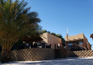 Riverfront Beautiful Beach Villa 1 Colorado River