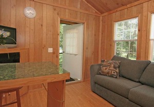 Robin Hill Camping Resort Premium Cottage 3