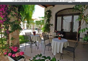 Room in BB - Spacious double room in ancient Masseria near the sea in a quiet olive trees