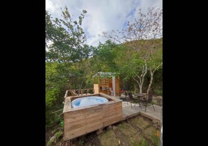 Room in Bungalow - Beautiful Glamping Close Fusagasuga no003