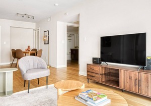 Roomy Downtown 2BR w/ Pool, W/D & Gym, near 7th St Metro, by Blueground