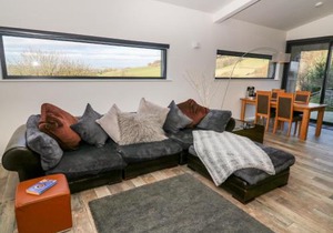 Rowan Bank, Jacobs Wood