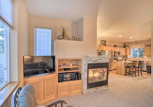Rustic Klamath Falls Retreat with Private Deck!