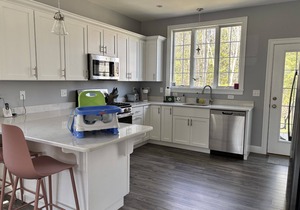 Salt Life A Charming Cottage loaded w/Amenities Inc. Pool