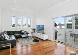 Sands Beach House at Queenscliff