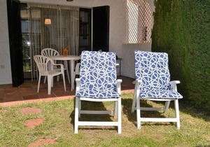 SANT CARLES 3 Amazing apartment with garden and pool.