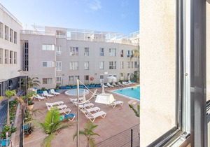 Sardina Home with Pool n'Parking