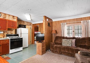 Scott's Twin Lakes Resort - Cabin 6