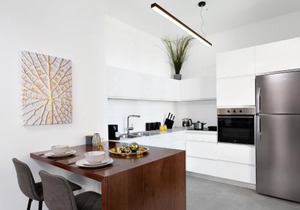 Sea View 2 BR near Shouk Hacarmel by HolyGuest