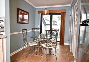 Sea Winds 39 Oceanfront/Dream Kitchen/No Carpet/Private Master Suite