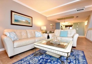 Sea Winds 39 Oceanfront/Dream Kitchen/No Carpet/Private Master Suite