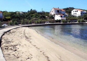 Seaside holiday house Sutomiscica, Ugljan - 15965