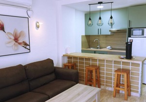 Seaview Friendly Holiday Home 5