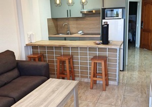 Seaview Friendly Holiday Home 5