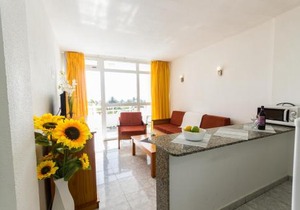 Seaview Friendly Holiday Home 1