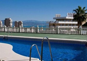 Seaview Retreat Torremolinos City Center, with pool and amazing views BY NAMASTE ELITE