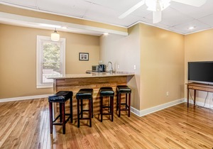 Second floor condo near Keuka Lake with city view, partial AC, and fast WiFi