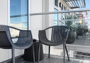 Semaphore Splash Apartments