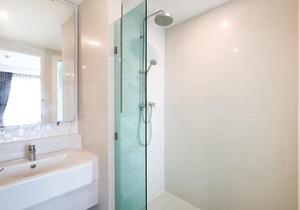 Seven Seas Condo Resort by Jay Jay