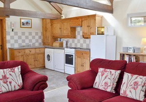 Shyre Stable - 18437