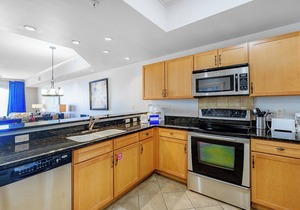 Sienna 402: 2 BR, 2 BA Condominium in Gulfport, Sleeps 6