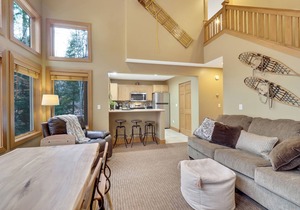 Ski in/Ski out | Upper Level | Disciples 8 Chairlift | Sleeps 10 | Fireplace