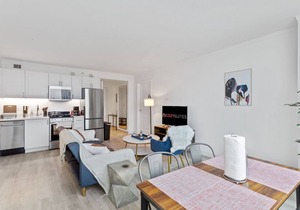 Sleep 6 | 1BR 2BA at Showboat | CozySuites