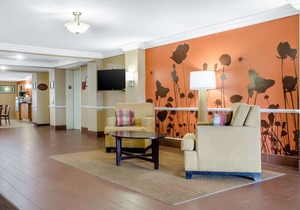 Sleep Inn & Suites East Chase