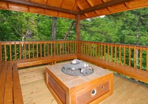 Smoky's Summit - 4 Bedrooms, 4 Baths, Sleeps 14 by RedAwning