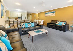 Smugglers On The Beach 3 Bedroom Apartment