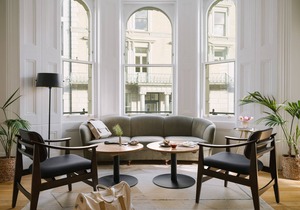 Sonder Kensington Gardens | Single Room w/Balcony