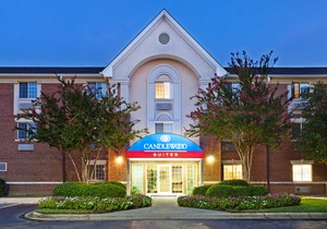 Sonesta Simply Suites Charlotte University