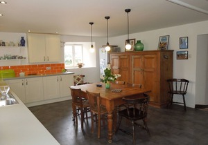 Spacious 600 Year Old Farmhouse, On The Rugged North Cornwall Coast